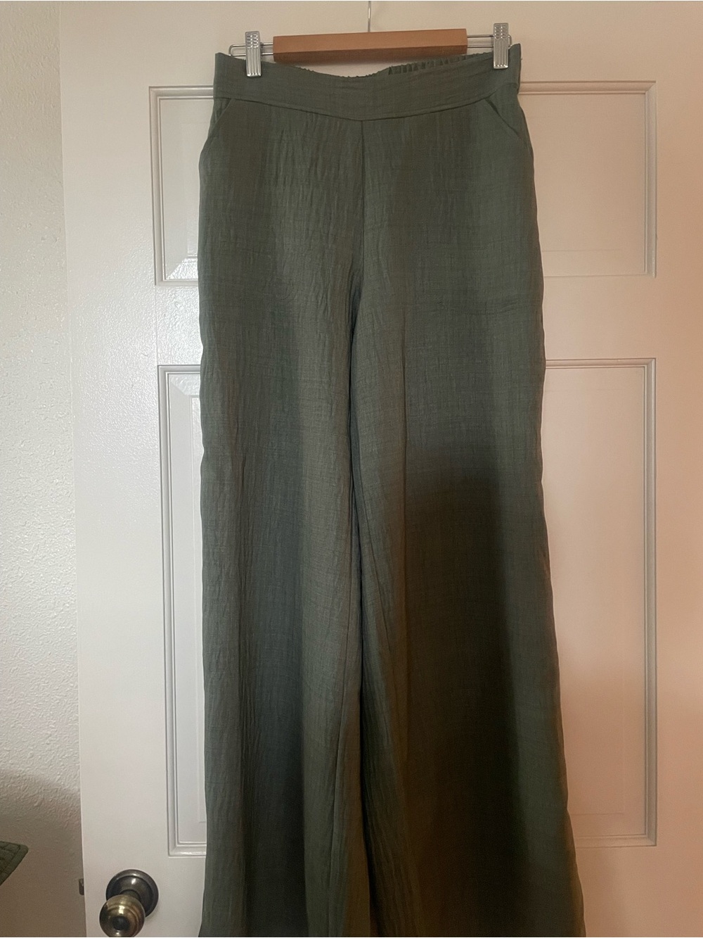 Max Studio Olive Wide-Leg Texture Pants